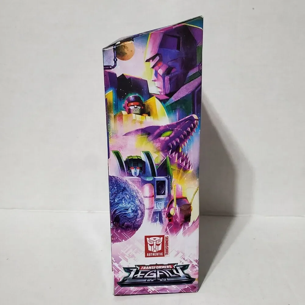 Transformers Legacy Deluxe Class Prime Universe Knock-Out NIB Action Figure 2022